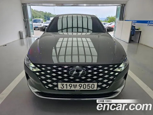Hyundai Grandeur Новый Grandeur IG — Фото автомобиля 3