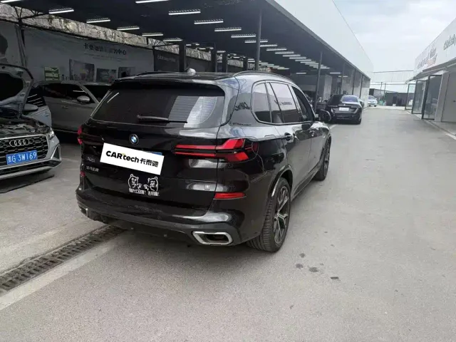 BMW X5 — Фото автомобиля 3