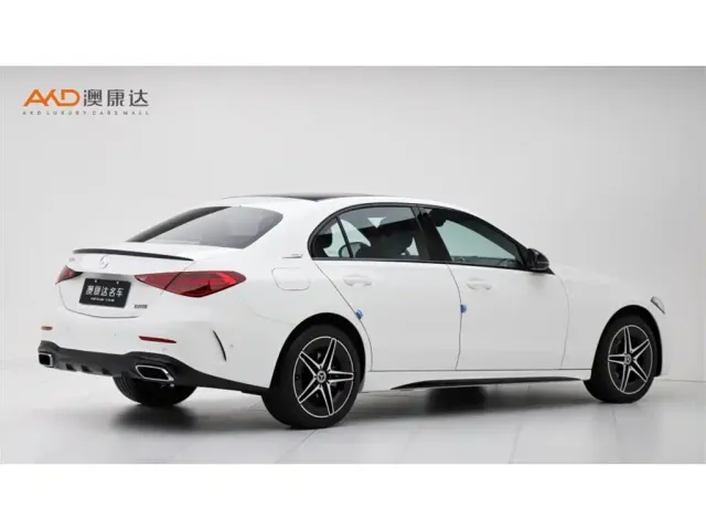 Mercedes-Benz C-Class — Фото автомобиля 3
