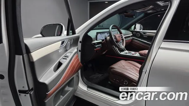 Genesis GV80 — Фото автомобиля 15