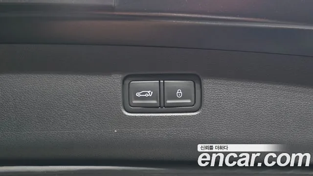 Genesis GV70 — Фото автомобиля 22