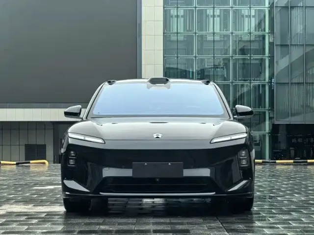 Nio ET5 Touring — Фото автомобиля 2