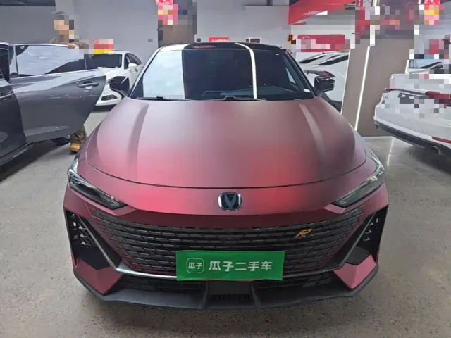 Changan UNI-V — Фото автомобиля 2