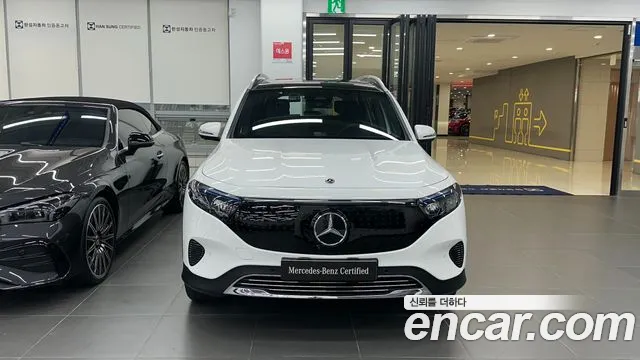 Mercedes-Benz EQB — Фото автомобиля 2