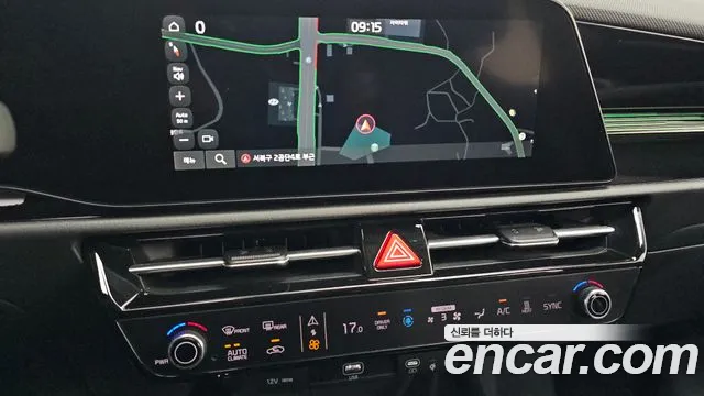 Kia Niro — Фото автомобиля 15