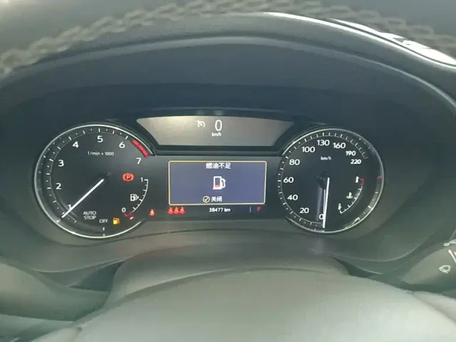 Cadillac XT4 — Фото автомобиля 11