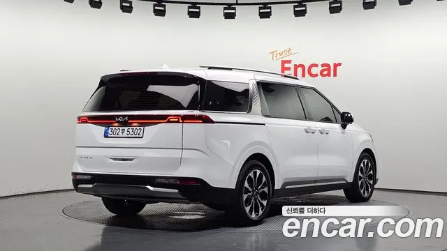Kia Canival Carnival 4 поколение Дизель 9 мест Signature — Фото автомобиля 2