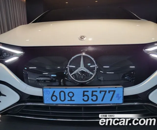 Mercedes-Benz EQE V295 — Фото автомобиля 8