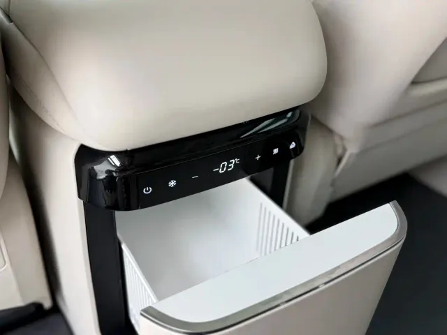 Geely Galaxy V900 — Фото автомобиля 18