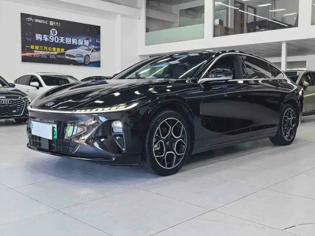 Фотография автомобиля — Changan Qiyuan A07