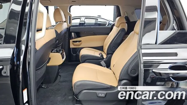 Kia Carnival 4th Gen — Фото автомобиля 16