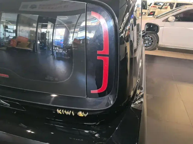 Baojun KiWi EV — Фото автомобиля 7