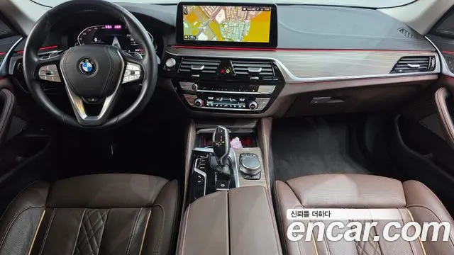 BMW 5 Series G30 — Фото автомобиля 7