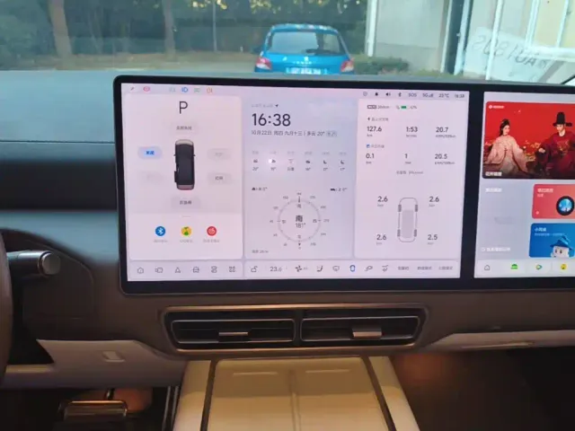 Li Auto MEGA — Фото автомобиля 12