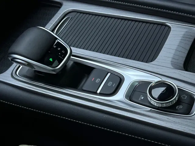 Chery Arrizo 8 — Фото автомобиля 12