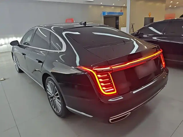 Hongqi H9 — Фото автомобиля 4