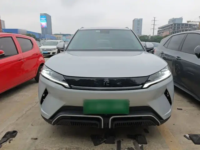 BYD Yuan UP — Фото автомобиля 2