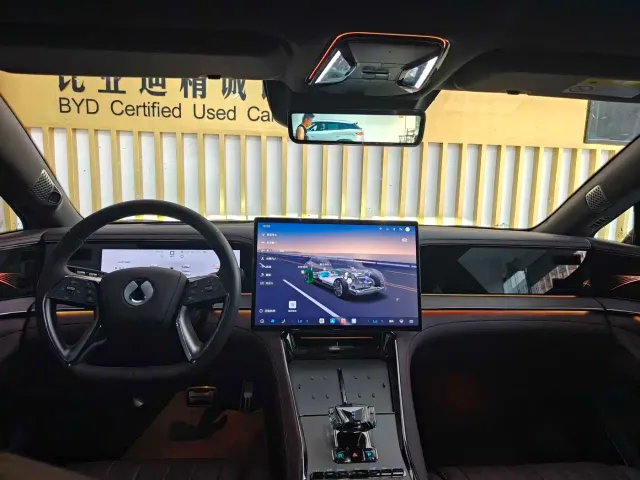 Denza Denza Z9GT 2024 Model 1100 AWD Max Edition — Фото автомобиля 9