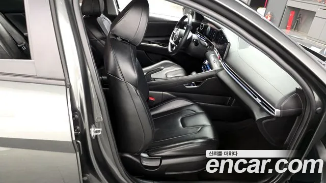 Hyundai AVANTE Avante (CN7) — Фото автомобиля 26