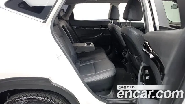 Kia Seltos New — Фото автомобиля 12