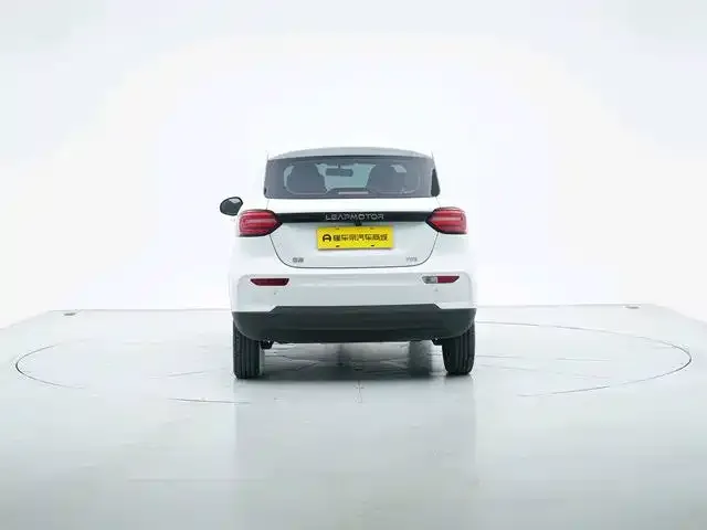 Leapmotor T03 — Фото автомобиля 2