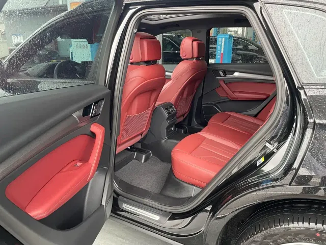 Audi Q5L — Фото автомобиля 12