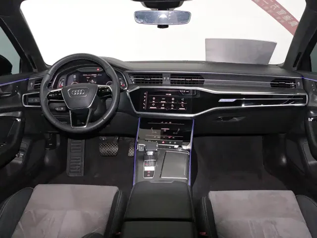 Audi Audi A6L New Energy 2020 55 TFSI e quattro — Фото автомобиля 7