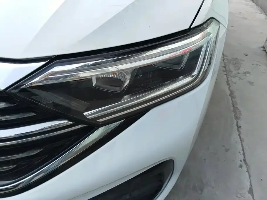 Volkswagen Sagitar 2024 300TSI DSG Surpass Edition — Фото автомобиля 5