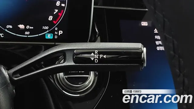 Mercedes-Benz E-Class — Фото автомобиля 19