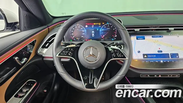 Mercedes-Benz E-Class — Фото автомобиля 13