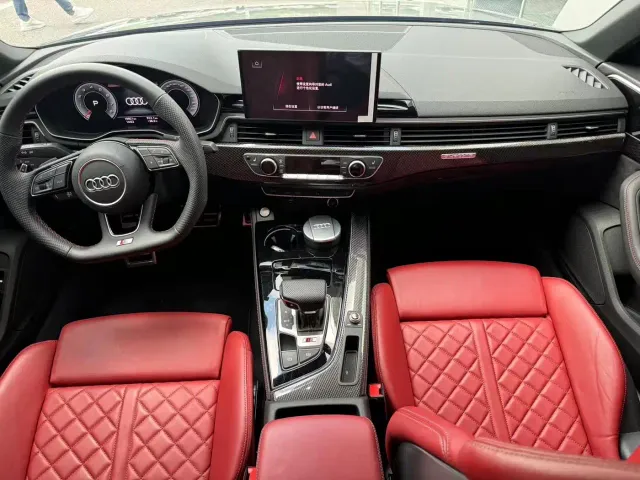 Audi S4 — Фото автомобиля 8