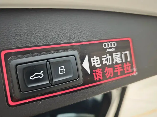 Audi Q2L — Фото автомобиля 14