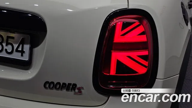 MINI Cooper — Фото автомобиля 23