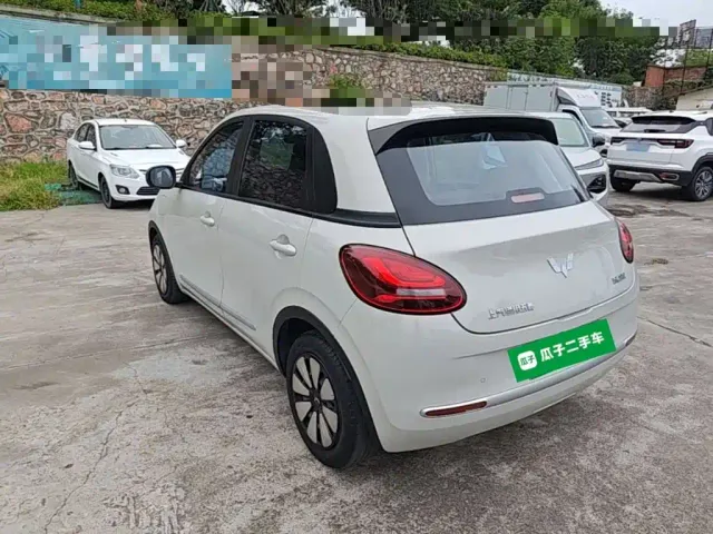 Wuling Bingo — Фото автомобиля 4