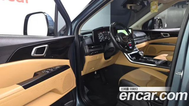Kia Carnival Generation 4 — Фото автомобиля 15