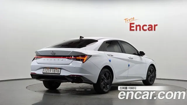 Hyundai Avante — Фото автомобиля 2