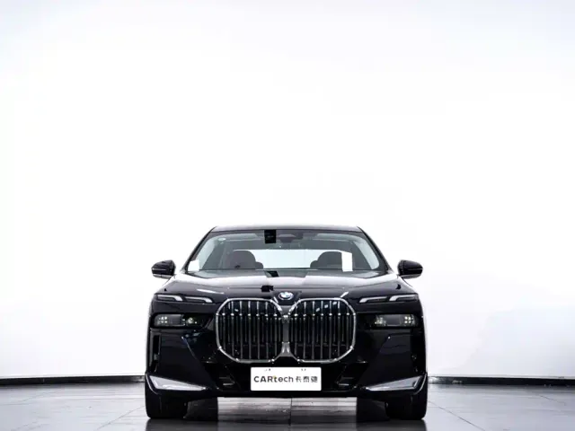BMW 7 Series — Фото автомобиля 4