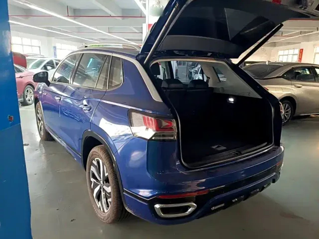 Volkswagen Tayron GTE Plug-in Hybrid — Фото автомобиля 4