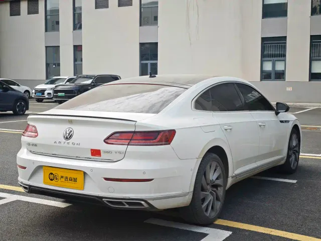 Volkswagen CC — Фото автомобиля 5