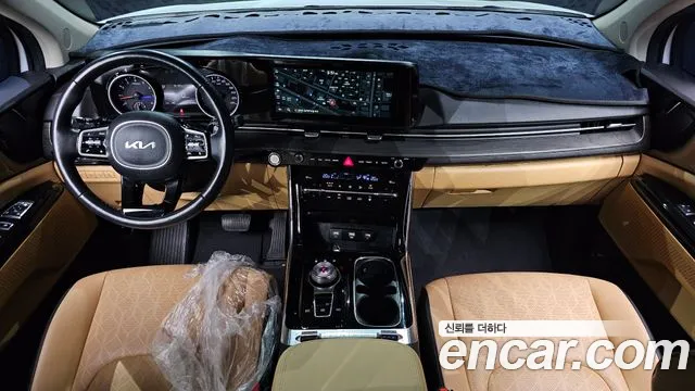 Kia Carnival — Фото автомобиля 10