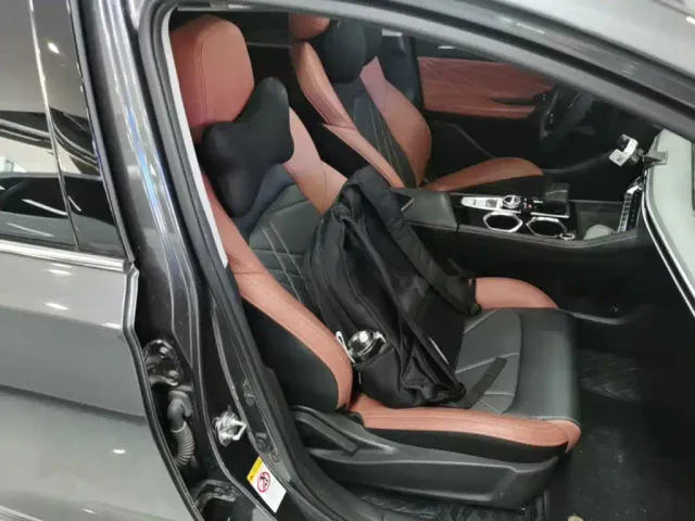 Changan Eado — Фото автомобиля 24
