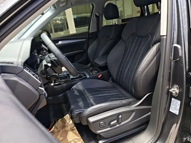 Audi Q5L — Фото автомобиля 14