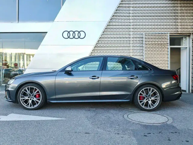 Audi S4 — Фото автомобиля 2