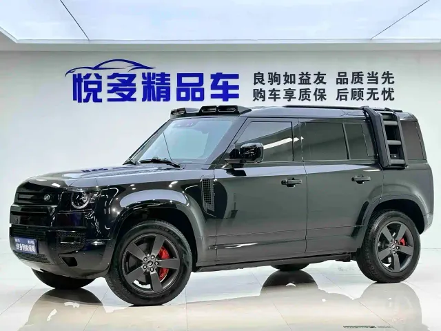 Land Rover Defender — Фото автомобиля 3