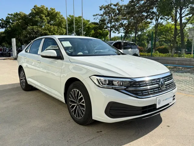 Volkswagen Sagitar — Фото автомобиля 3