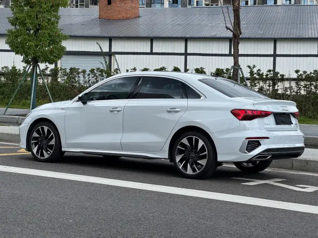 Audi A3 — Фото автомобиля 16
