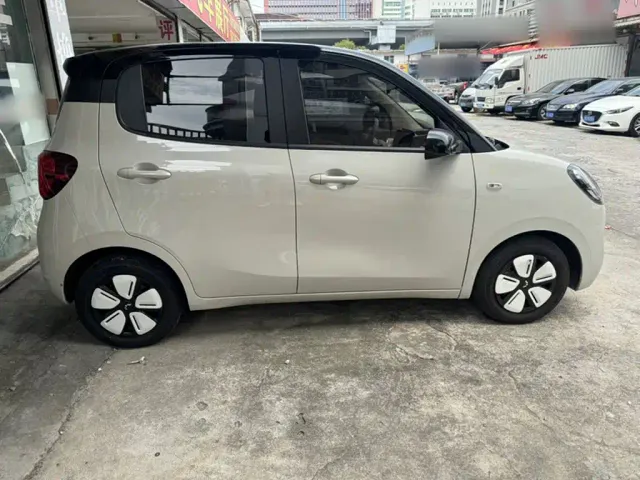 Wuling Hongguang Mini EV — Фото автомобиля 8