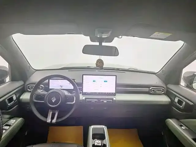 Baojun Yep Plus — Фото автомобиля 10