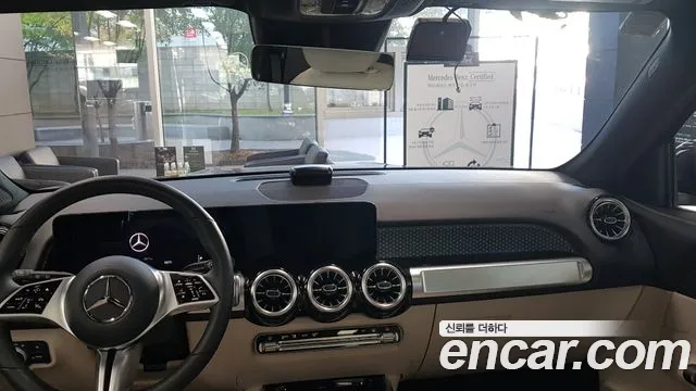 Mercedes-Benz EQB X243 — Фото автомобиля 7