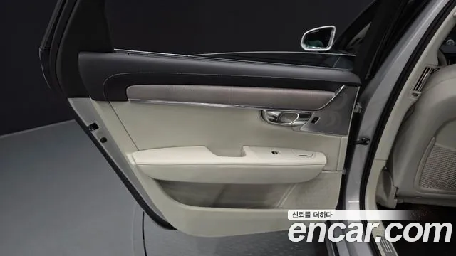 Volvo S90 — Фото автомобиля 14